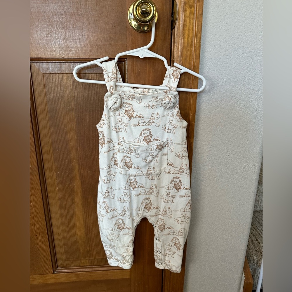 EUC Kate Quinn Tawny Lion Family jumpsuit